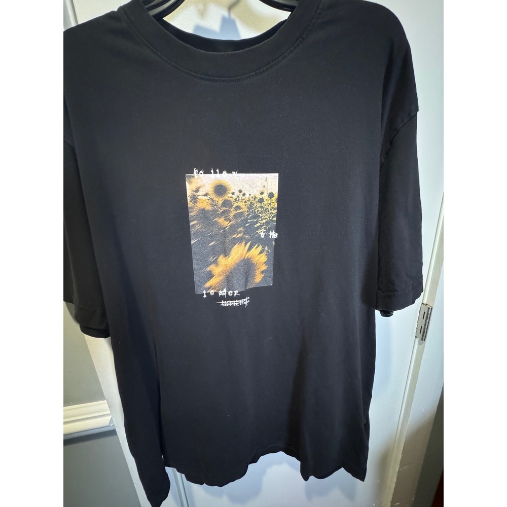 HM vintage Loose Fit Sunflower Graphic T-Shirt Black Follow the Leader Mens XL